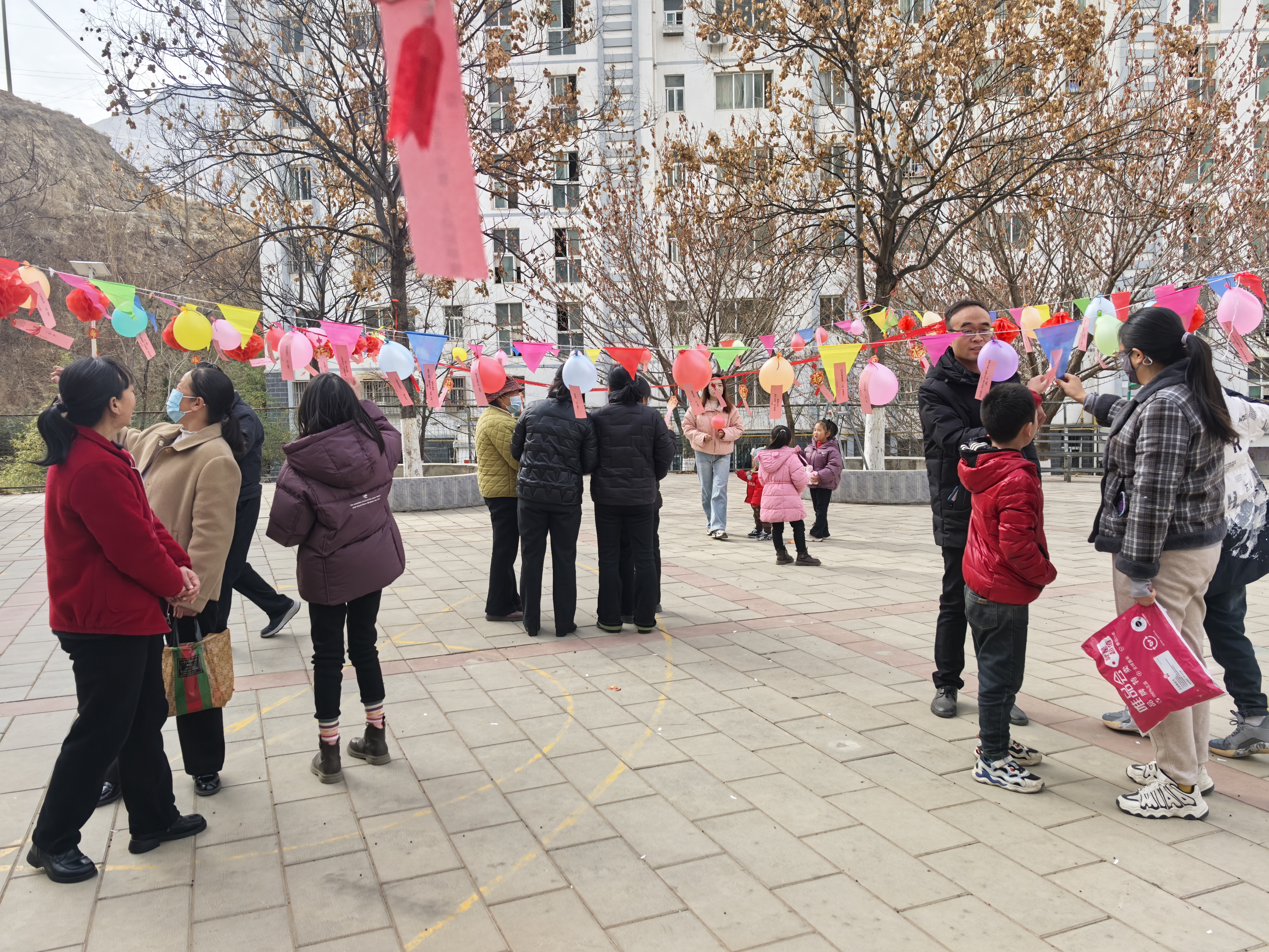 �µ��ա�ƷԪ��������𣬳ǹ���ҵ��ҵ�����桰��԰��Բͼ��!